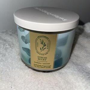 Bath & Body Works Aroma Stress Relief Eucalyptus Spearmint 3 Wick Candle Soy Wax